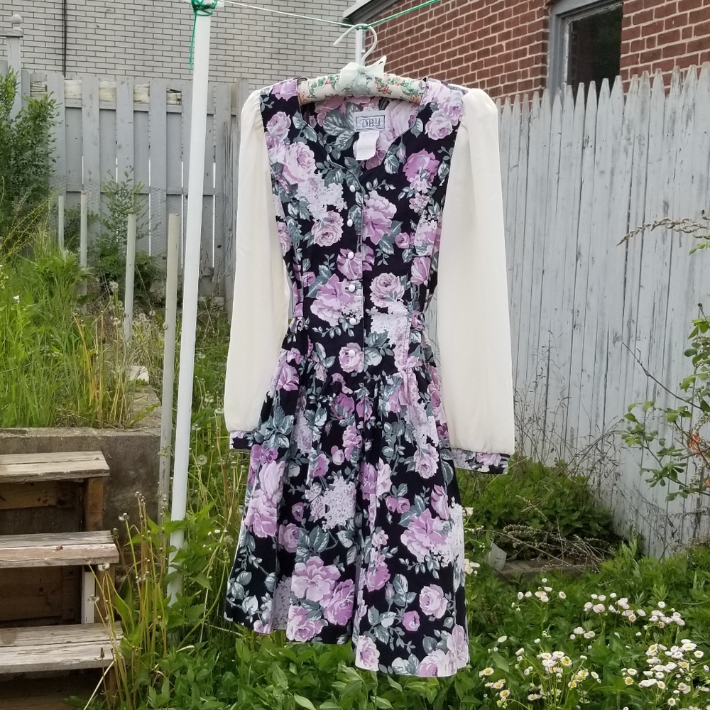 Cabbage Rose Sweetheart Fit Flare Dress Scalloped